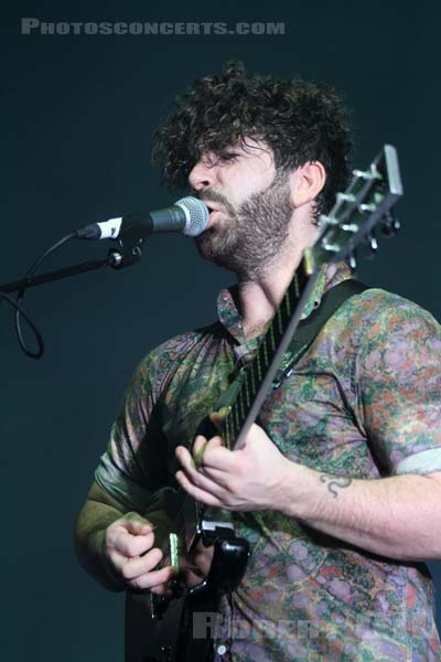 FOALS - 2013-11-12 - PARIS - Zenith - Yannis Philippakis